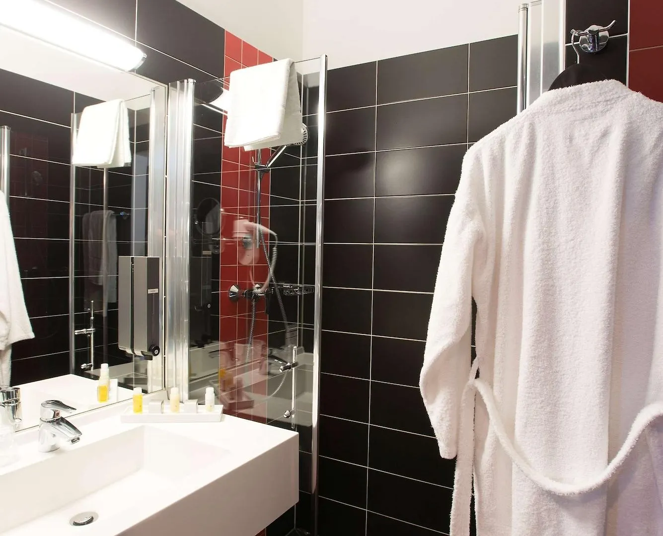 **** Hotel Best Western Plus Amedia Wien Vienna Austria
