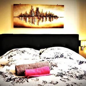 Boutique - Design 5 Apartment