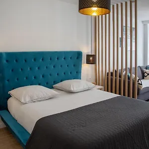 https://studio-royal.fr-provencehotel.com