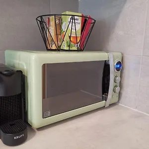 Point Apartment