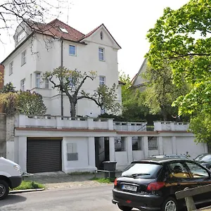 lida-guest-house.praguehotelsweb.com/