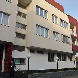 La Cave 3* Bucureşti