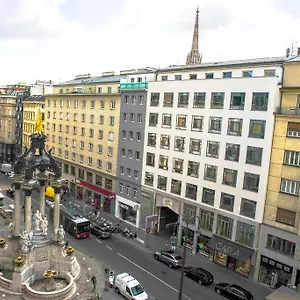 Апартаменты Living Hoher Markt